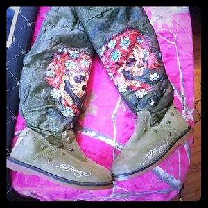 Ed hardy winter boots!